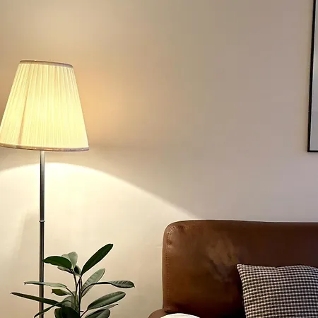 Parishome Style & Comfort At Unbeatable Location Apartment *